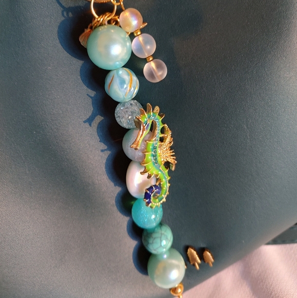 PLG Lagoon/Harbor Nest Bucket Bag - Picture 11 of 12